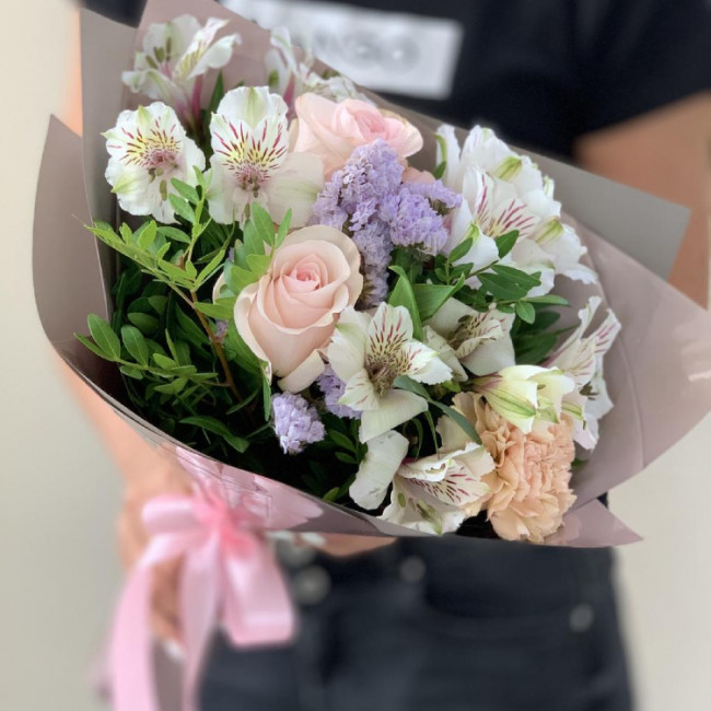 Букет цветов "Нежное очарование"