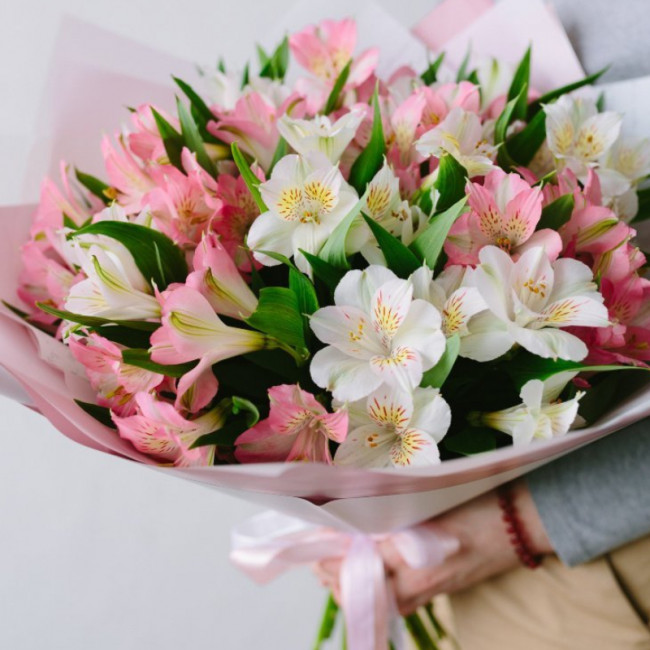 Букет цветов "Нежное сочетание" Букет цветов "Нежное сочетание"